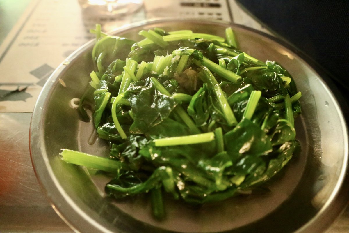 Im_youdesu's tweet photo. 2024.3.11 
寧夏夜市
台湾の屋台は色々少しづつ食べられて楽しいです
#台湾 https://t.co/9URlxdHdkm