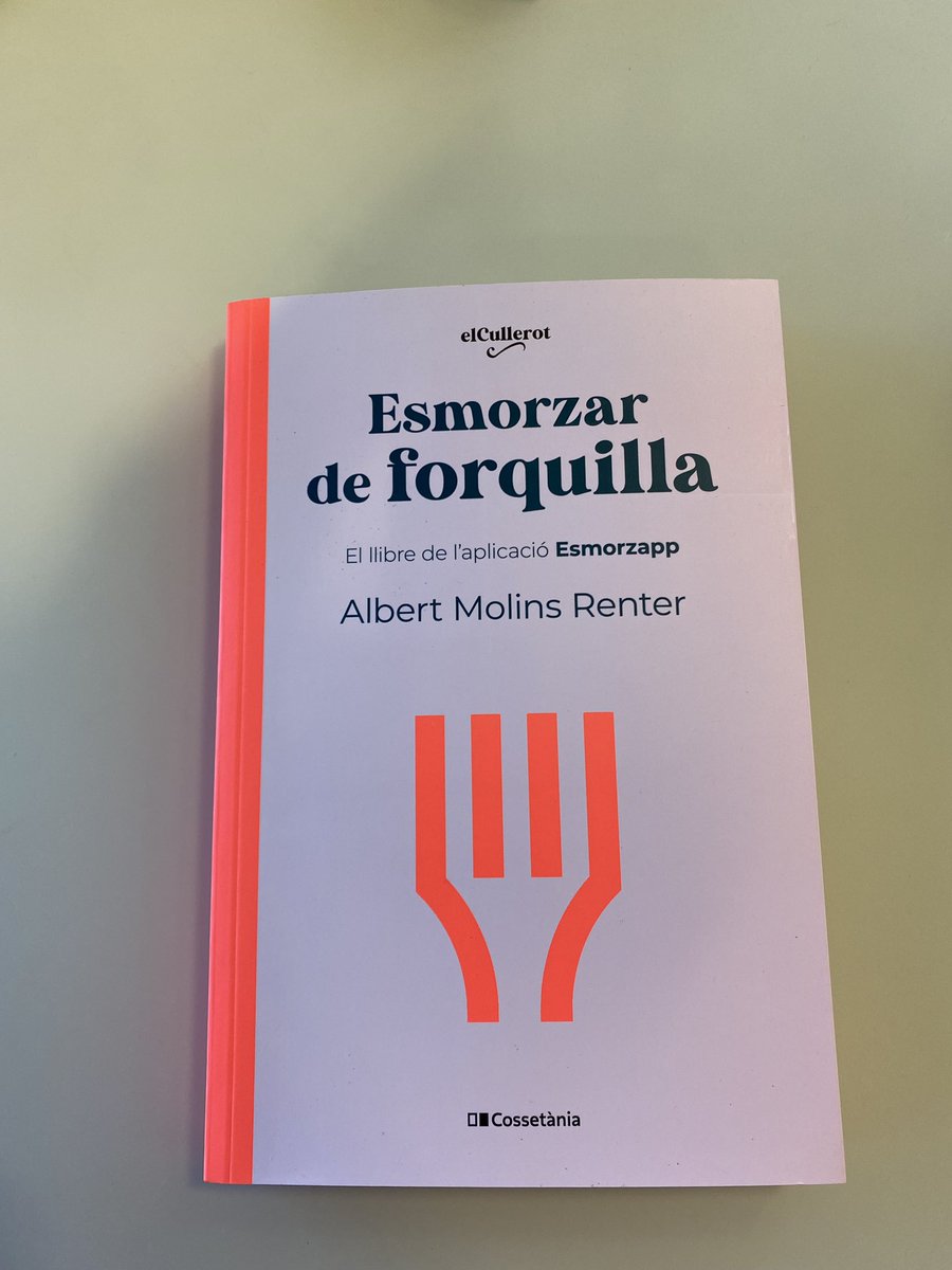 HGastronomicus's tweet photo. Ja pràcticament no publico res per aquí, però… Ja el tenim aquí. A partir del 5 de març, a les llibreries. Una mica d’història, receptes i llocs bons on anar a esmorzar. https://t.co/A0t2ptoMXv