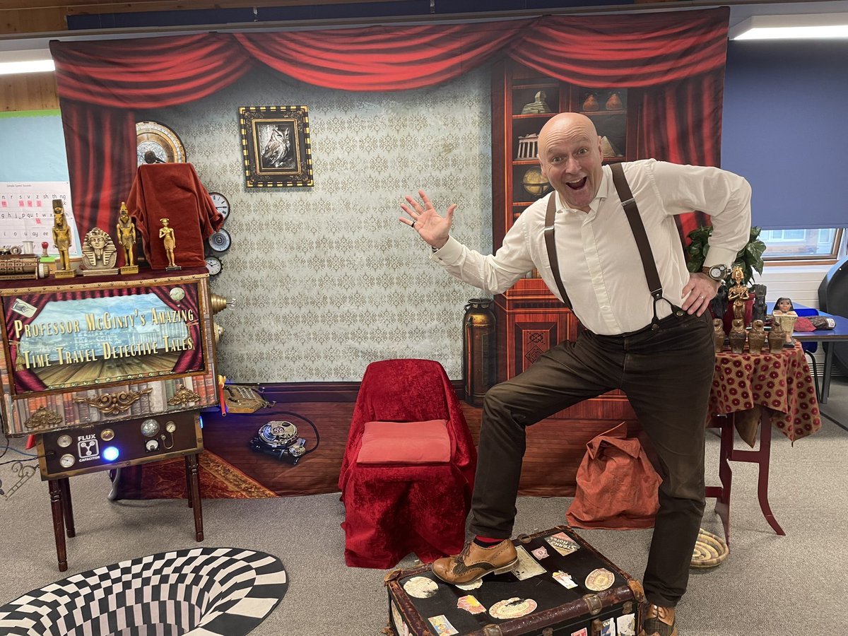 Look who’s back! <a href="/profmcginty/">Professor McGinty</a> <a href="/CliftonPrim/">CliftonPrimary</a> <a href="/Mrs_Allen01/">Mrs Allen</a> Taking Yr 4 back to the time of the Ancient Egyptians for an adventure!