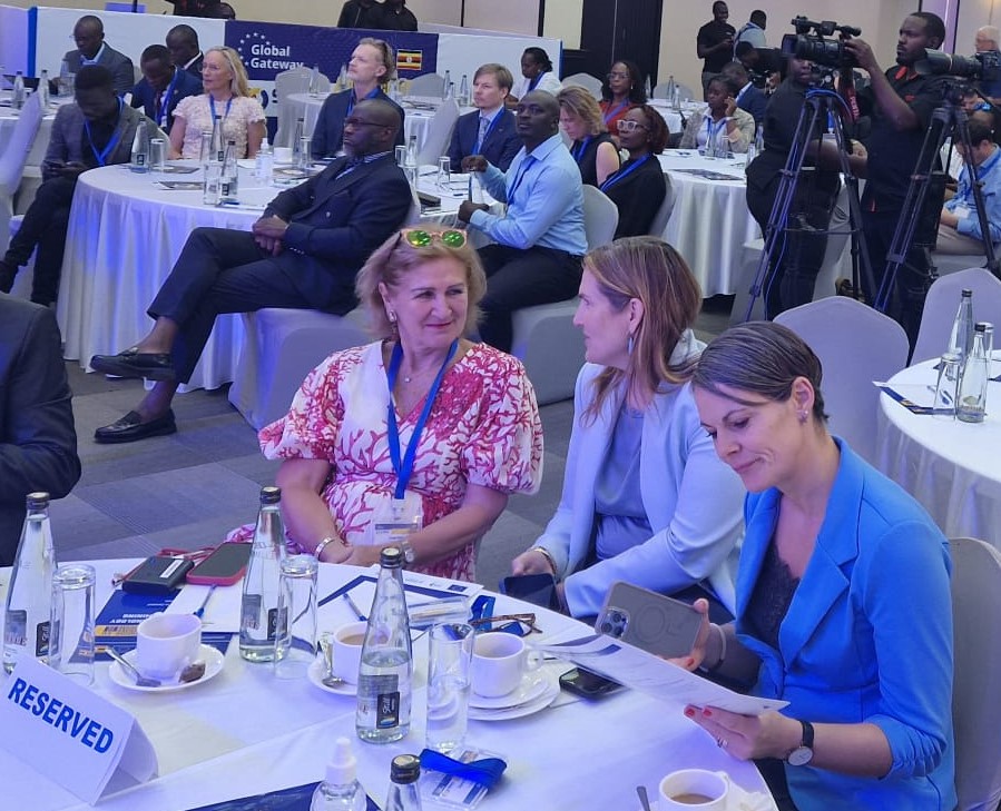 NLinUganda's tweet photo. 🇪🇺🤝🇺🇬

The UEU Business Insights 2025, showed us how many opportunities there are for EU &amp; UG companies to work together.  @NLinUganda  was well represented with a booth showcasing our #Agritech companies including: @Emata_UG  @HollandGreente1  #smartfarmimg #smartcane #agritech https://t.co/5ZS8iy6MVc