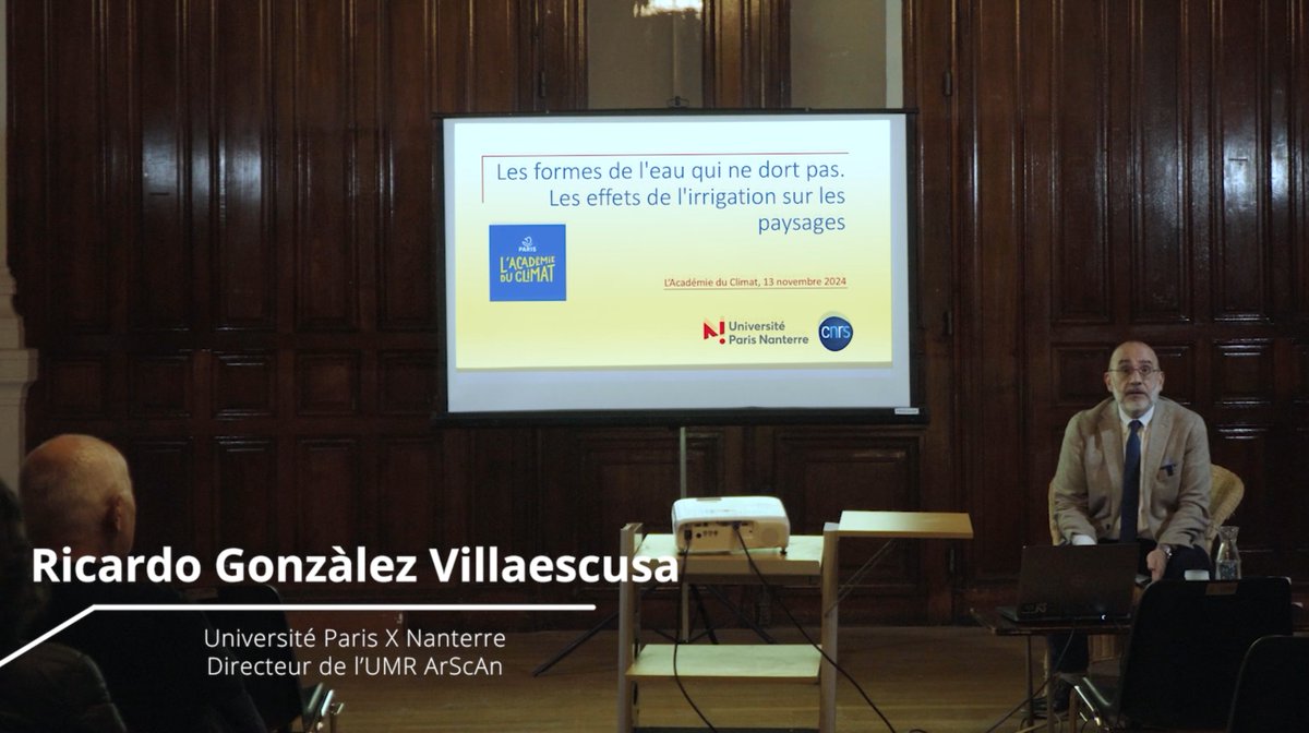 📽️Découvrez la dernière vidéo de l'AFAG sur YouTube : youtube.com/watch?v=qww_Sz…
Vous pourrez (ré)écouter R. Gonzalez Villaescusa de l'UMR ArScAn et <a href="/UParisNanterre/">Université Paris Nanterre</a> lors de sa conférence "Les formes de l'eau qui ne dort pas" à <a href="/AcademieClimat/">Académie du Climat</a>  le 13/11/2024 👨‍🏫💧
