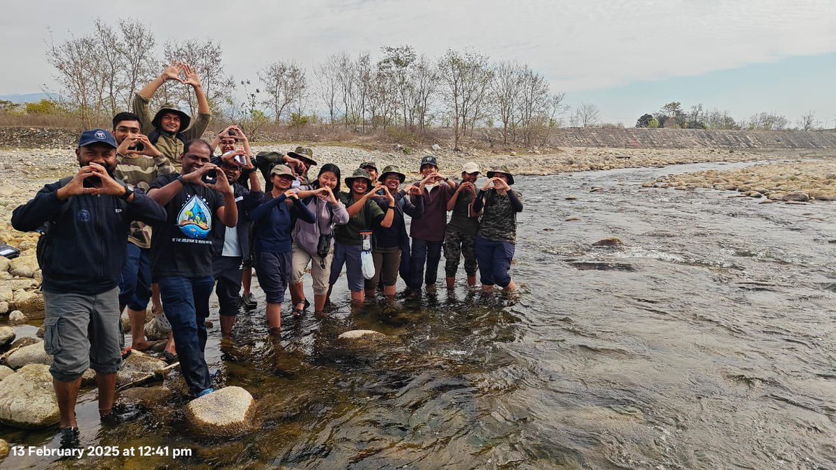 Karthick Balasubramanian (@karthickbala) on Twitter photo Excited to teach MSc Freshwater Biology students at <a href="/wii_india/">Wildlife Institute of India</a> Dehradun about the fascinating world of diatoms! From their role in aquatic ecosystems to applications in biomonitoring. #Diatoms #FreshwaterBiology <a href="/amitwii/">Amit Kumar</a> Excited to teach MSc Freshwater Biology students at <a href="/wii_india/">Wildlife Institute of India</a> Dehradun about the fascinating world of diatoms! From their role in aquatic ecosystems to applications in biomonitoring. #Diatoms #FreshwaterBiology <a href="/amitwii/">Amit Kumar</a>