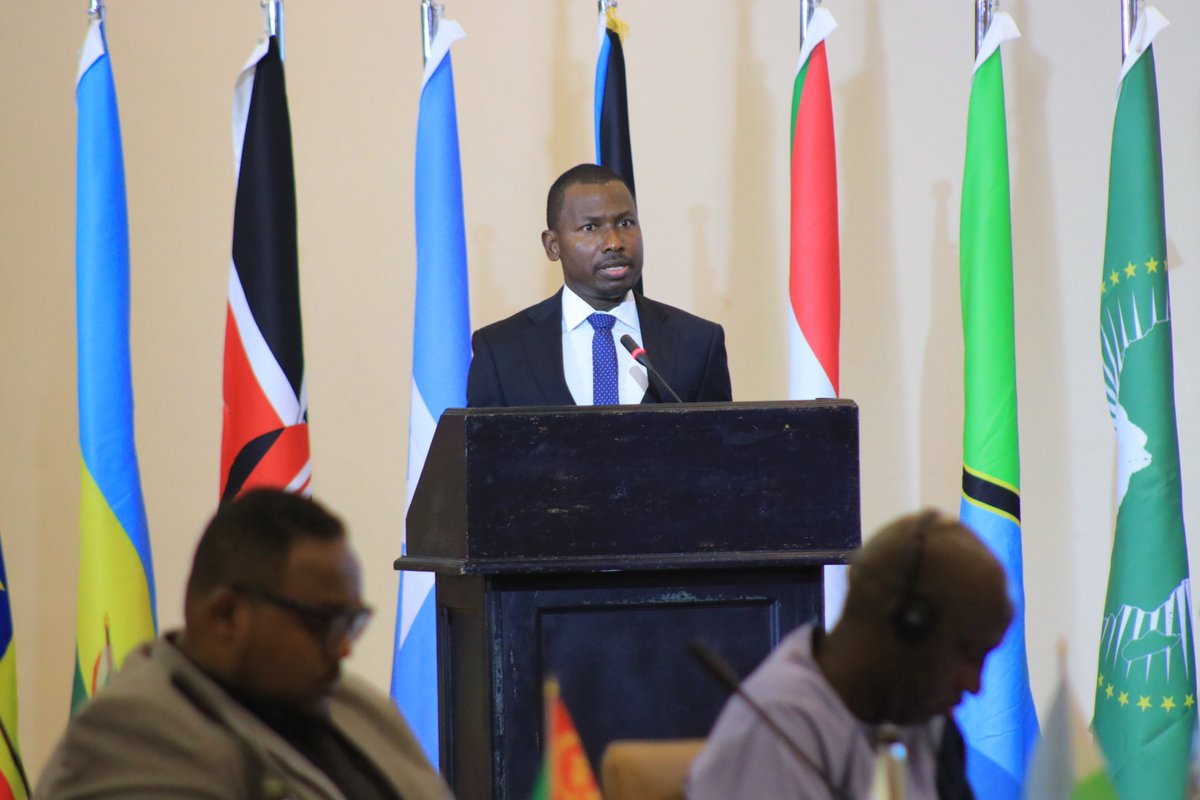 GCIC_SocialDevt's tweet photo. 📸𝗗𝗔𝗬 𝟰: 6th Regional Ministerial Forum on Migration continues, focusing on reframing the narrative around labor migration.Delegates are expected to adopt key recommendations for promoting safe, regular, & humane labor migration.
#RMFM #MigrationForDevelopment
Cc @Mglsd_UG https://t.co/PX46G3OfSk