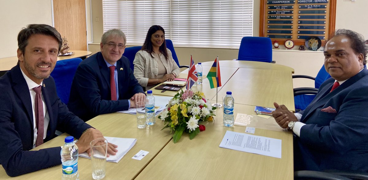 UKHCCharlotte's tweet photo. @tradegovAfrica had a productive discussion with the Min of Tertiary Education, Dr the Hon Kaviraj Sukon. 🇲🇺 is home to 35 UK awarding bodies generating growth ops for 🇬🇧 higher education. 

🇬🇧 has been supporting 🇲🇺 in its ambition to become a regional education hub. https://t.co/BTtxBs9gbG