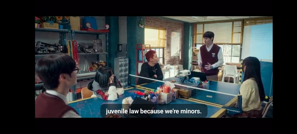 antarinoona's tweet image. Not only the school, but the whole place is a hell. Wdym they used child to cover up adult crime????!!!! That&apos;s more than just evil! Not to mention all those kids do it WILLINGLY!!! OMG Every of the YB man deserve hell!!
#StudyGroup 
#StudyGroupEp7