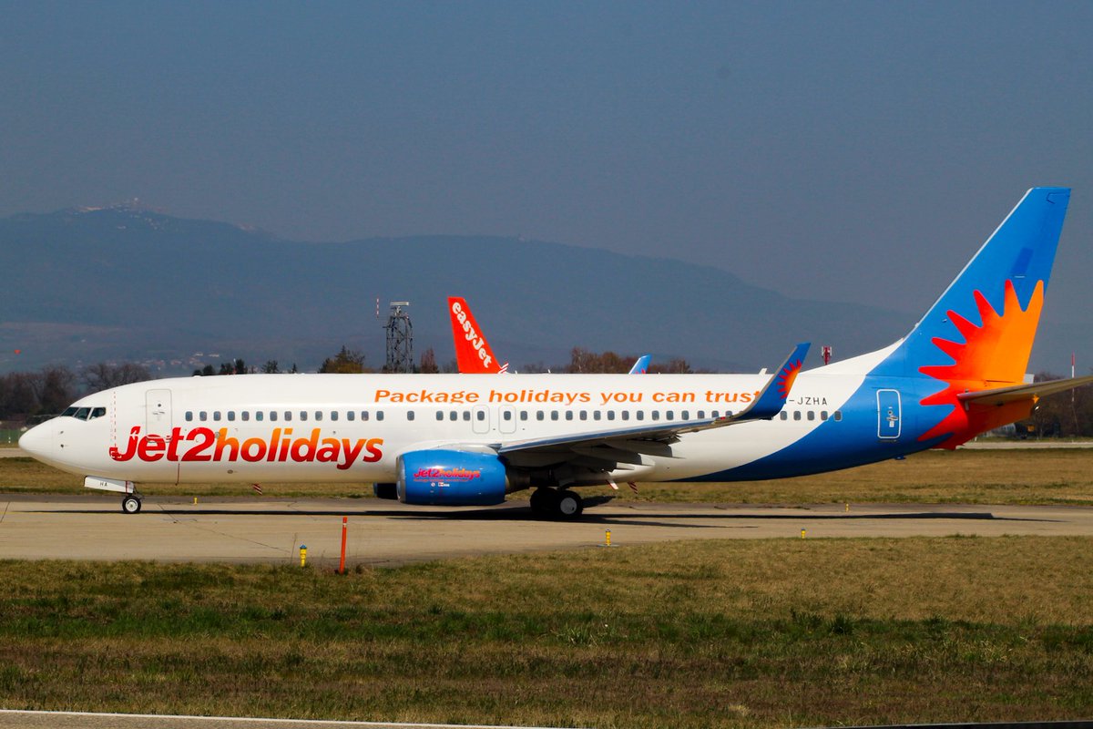 Ianpb1987's tweet photo. Wishing @jet2tweets A very Happy Birthday for Yesterday many happy returns to an awesome Airline looking forward as ever to my Flights this year. โ๏ธ #Jet2View #Jet2Holidays #Jet2 https://t.co/1Ep1LXsPLD