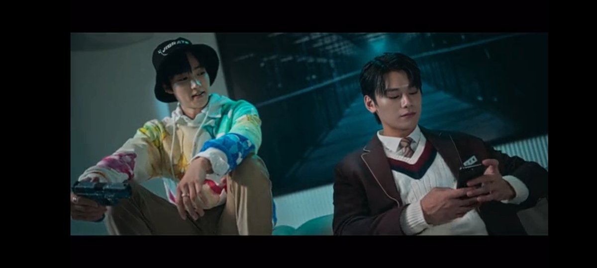 antarinoona's tweet image. They are not even the real villain here. There is no way they are. The mess is too fucked up just for them to be the villain.
#StudyGroup 
#StudyGroupEp7