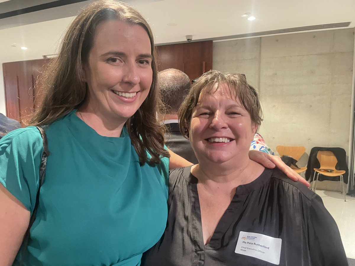 I get to meet and work with so many amazing women in medical leadership &amp; <a href="/amapresident/">AMA President</a> Dr Danielle McMullen is another. She joined us at the <a href="/RuralDoctorsAus/">RDAA</a> networking function last evening in Canberra.