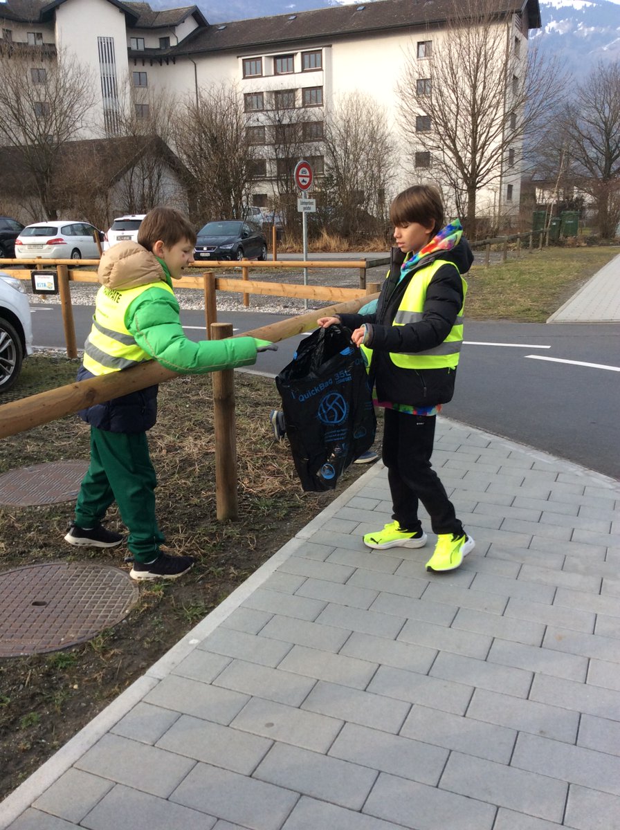 Shoutout to #ISRgrade4 &amp; #ISRgrade5 for their amazing school cleanup! They collected thousands of cigarette butts, papers, cans AND MORE!! what an incredible job! Big thanks to the Grade 10 Biology students for being amazing mentors. You all made a real difference! #ISRcaring