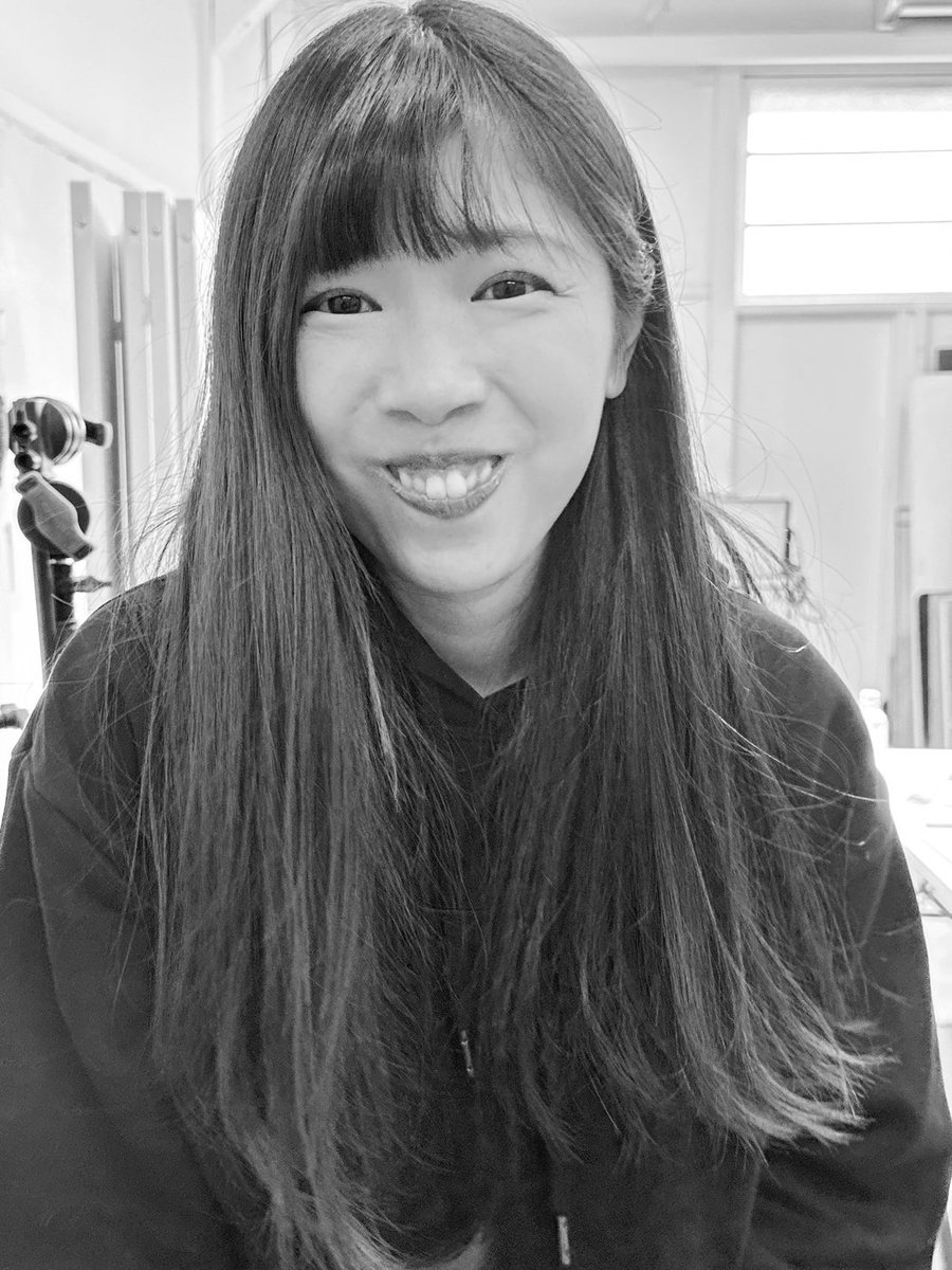 昨日は映画「クリエはなぜ死んだか」本読みでした！キャストの皆さんの声を聞きながら頭と心フルで使ってると頭痛がひどかったです😭
キャスト、スタッフの皆さんからパワーをびしびし感じました。
更に気合いが増した。

その合間の精一杯の変顔。笑
#クリエはなぜ死んだか