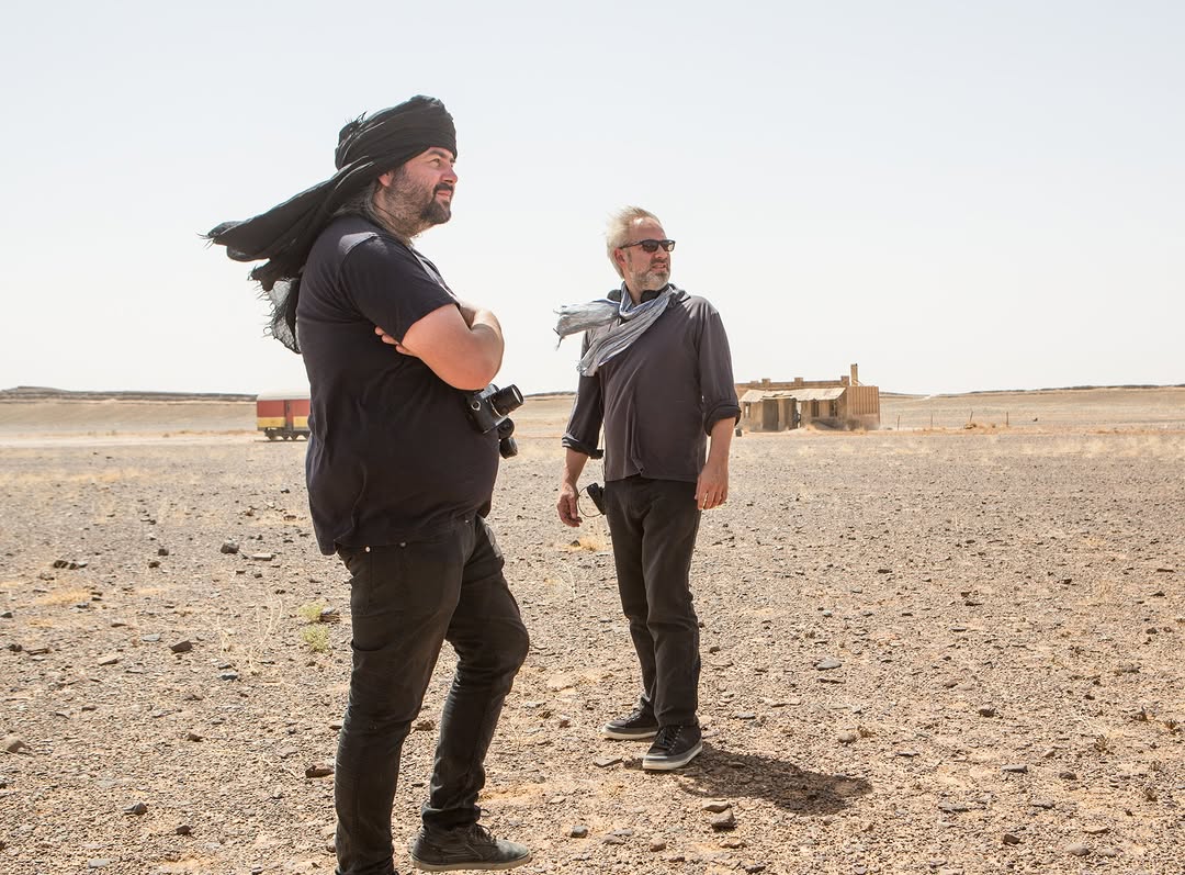 moviesnowtv's tweet photo. Spectre: Behind the lens - Hoyte van Hoytema.
Credit: @007
#Spectre007 #BTS #ScenesToAction #AstonMartinDB10 #DanielCraig #MI6 #JamesBond #CallMeBond #Code007 https://t.co/RylgUldTiX