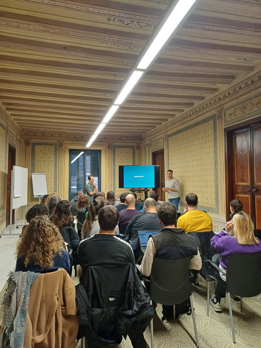 Salut L'Hospitalet (@lhsalut) on Twitter photo 📚Professionals de diferents àmbits participen a la capacitació en prevenció de drogues de la <a href="/diba/">Diputació de Barcelona</a>, dins del desplegament del Pla de prevenció de drogues i addiccions de L'Hospitalet.
<a href="/LHAjuntament/">Ajuntament de L'Hospitalet</a> 📚Professionals de diferents àmbits participen a la capacitació en prevenció de drogues de la <a href="/diba/">Diputació de Barcelona</a>, dins del desplegament del Pla de prevenció de drogues i addiccions de L'Hospitalet.
<a href="/LHAjuntament/">Ajuntament de L'Hospitalet</a>