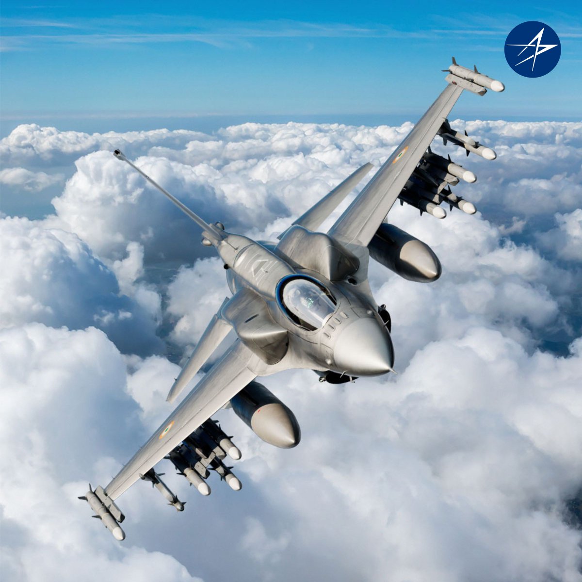 LMIndiaNews's tweet image. Global threats demand advanced solutions. The #F21 is the right fighter at the right time for @IAF_MCC, ready to deliver next-gen tech and unmatched situational awareness for India. ✈️ 

#AeroIndia2025 #ForIndiaFromIndia