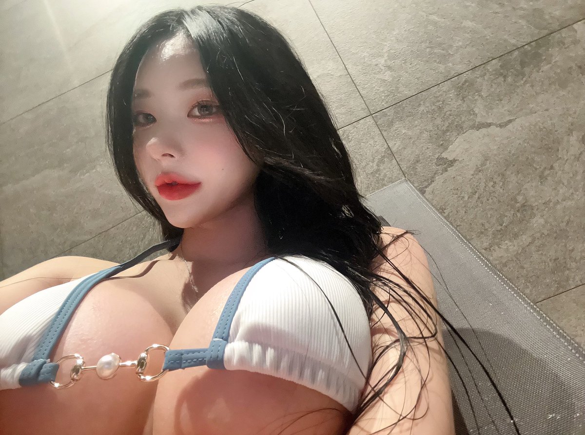 오빠 오빠 여길바 
 
#트친소 #ㅌㅊㅅ #일상계 #맘눌뎀 #몸매 #비키니