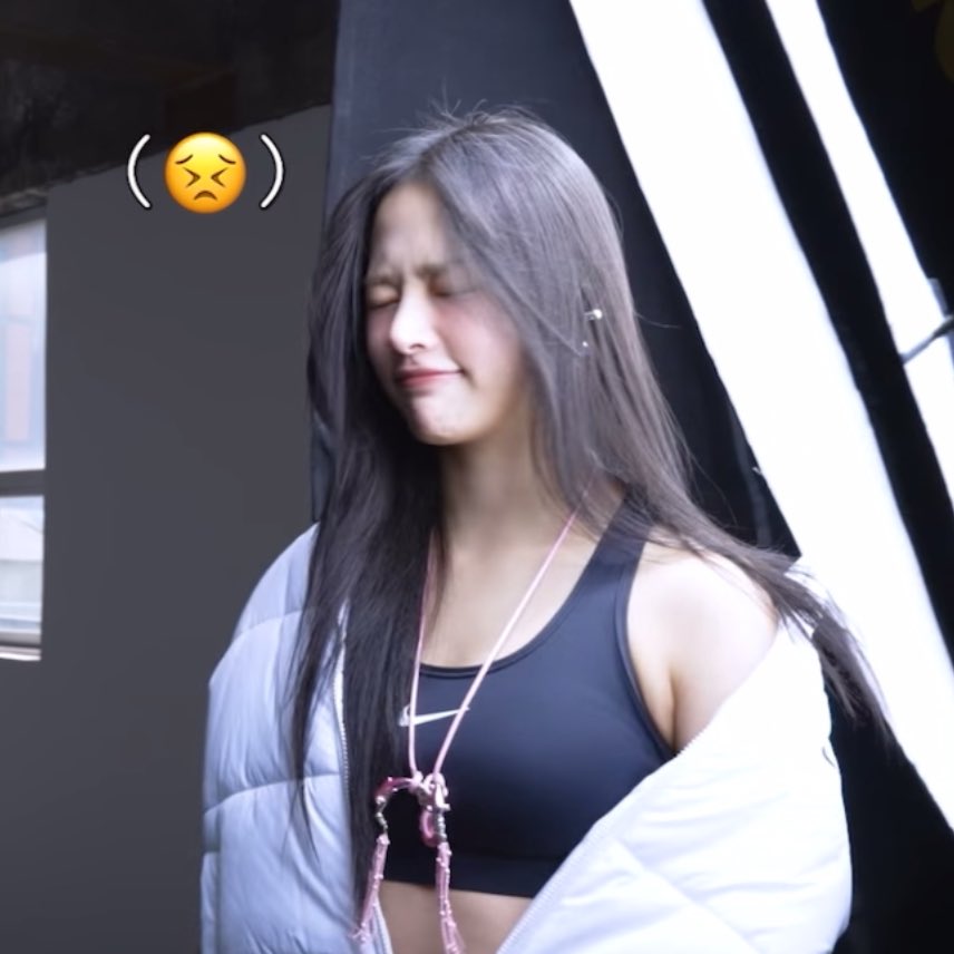 newjeans_loop's tweet photo. #민지 #Minji #ミンジ 
#NJZ #엔제이지 #뉴진스 #NewJeans https://t.co/0K7wd8va8j