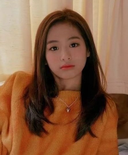 karnmintmint's tweet image. อาฮยอน คือโตไวมาก และสวยมากๆ ภาพจากแบรนด์ BANILA Co เป็นภาพที่สวยมากจริงๆ ดวงตาสวย ปากอมชมพู จมูกก็สวย แก้มใส ผม ดีไปหมด ถ้าจะขอ 1 อย่าง ก็คงขอ YG ให้อะไรแบบนี้บ้าง เพราะเด็กๆเบม่อนสวยกันมากจริงๆ #AHYEON