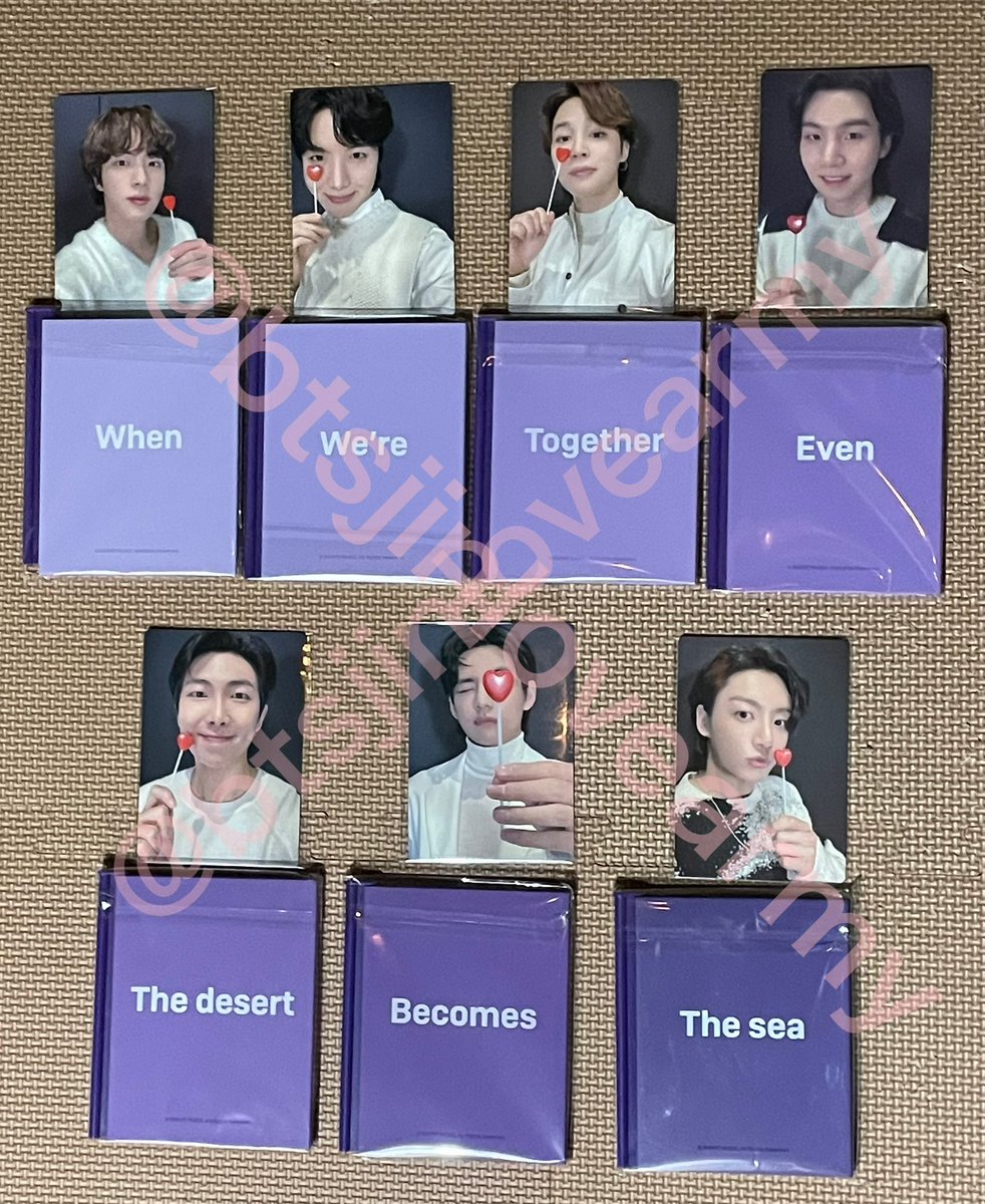 btsjinlovearmy's tweet photo. MARCH BOX 7人分全て揃いました‼︎
全員分まとめて撮ってみました💜
見たくない人は回れ右👉

全て揃うと感無量😭✨
全員大好きだぁーーーーー‼︎

#marchbox https://t.co/J6PjA9JzS7