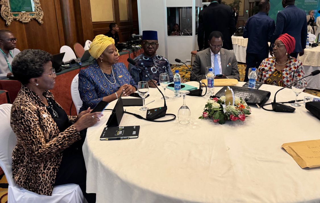 Awa Marie Coll Seck (@awamcollseck) on Twitter photo A #Addis_Ababa, je prends part, en tant que paneliste, au Programme du #leadership exécutif ministériel du <a href="/AfricaCDC/">Africa CDC</a>. Ce 3e Forum annuel de haut niveau se tient en marge de la 38e Session ordinaire du Sommet des chefs d'État de l'#UA. A #Addis_Ababa, je prends part, en tant que paneliste, au Programme du #leadership exécutif ministériel du <a href="/AfricaCDC/">Africa CDC</a>. Ce 3e Forum annuel de haut niveau se tient en marge de la 38e Session ordinaire du Sommet des chefs d'État de l'#UA.