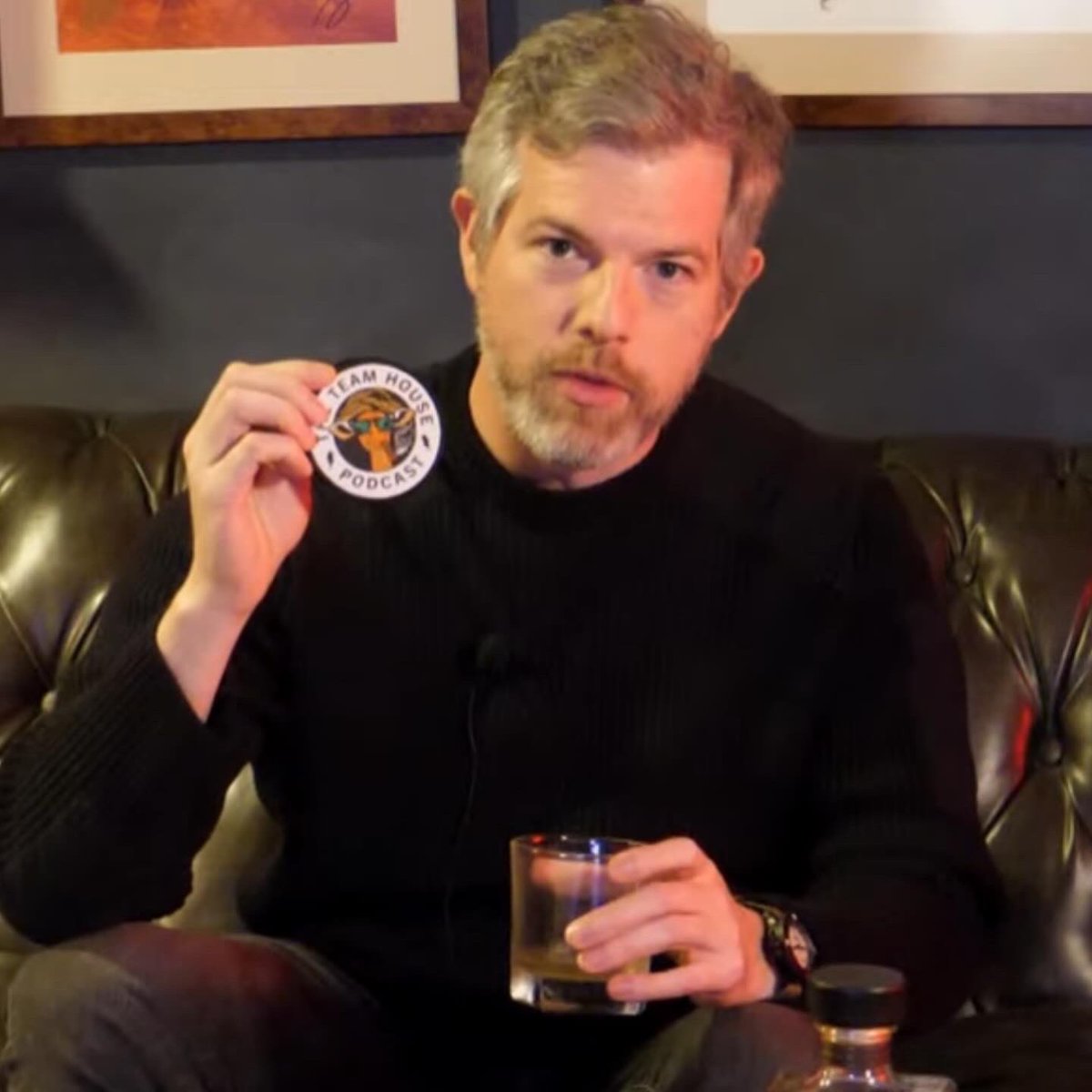 lizard_force's tweet image. Lizard crafted merch for the mighty Team House just dropped. Get some @TheTeamHousePod  🦒