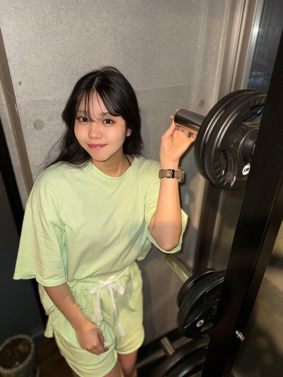 satohina1223's tweet photo. ジムに行ってきたどん🫵🏻🥺
風冷たいし強いしだったけど
体動かすだけでちょっと歩くか〜
て気持ちになれるからラッキーです
復活ちゃんとします、ジム
#promotion #KayG https://t.co/zt7t6Dtepq