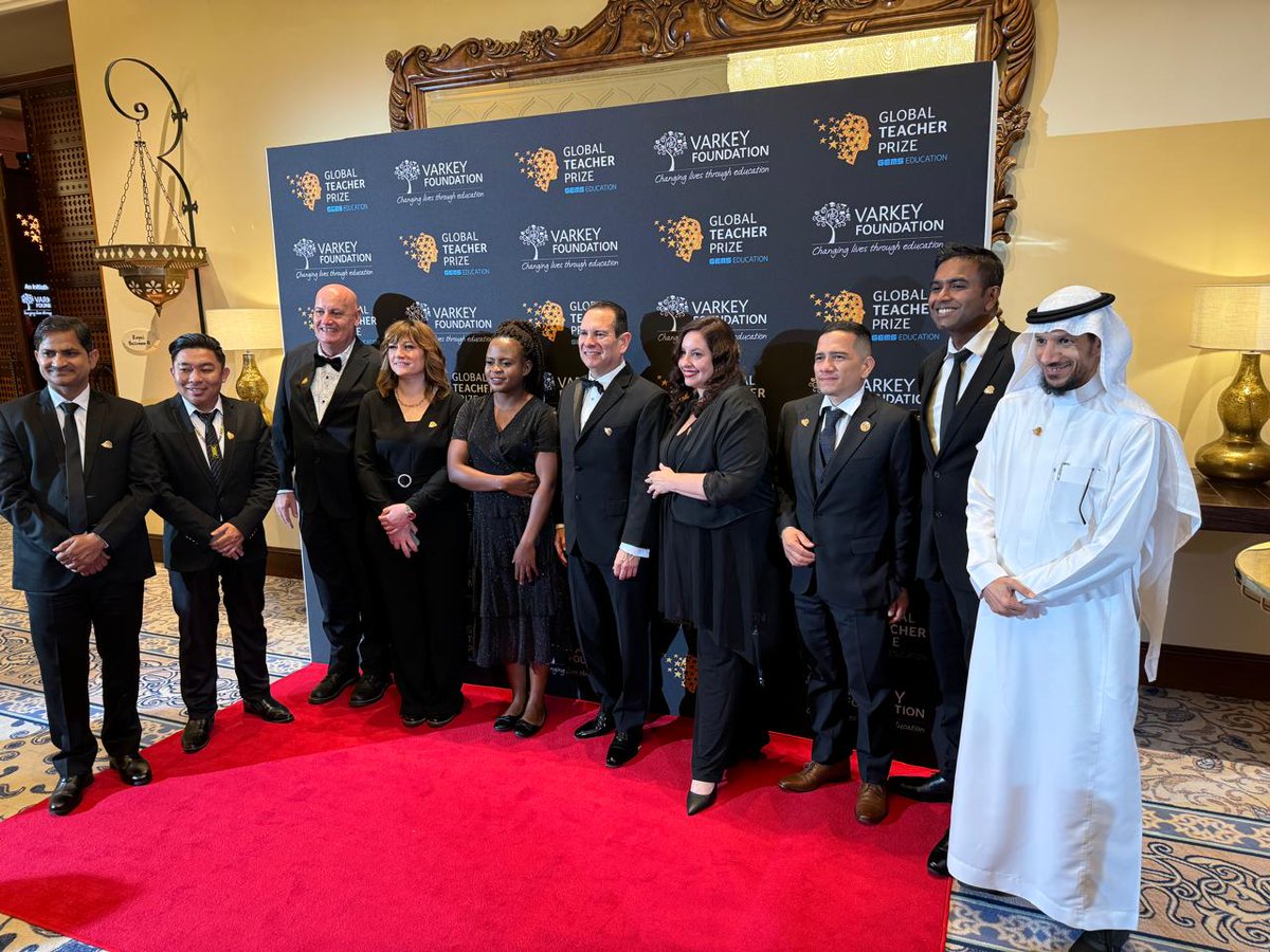 Honoured to meet Sunny Varkey, founder of the Global Teacher Prize, along with GTP finalists and ambassadors! Excited for the 2025 winner announcement this week! 📚🌍 #GlobalTeacherPrize #TeachersMatter #EducationForAll #GTPAmbassadors