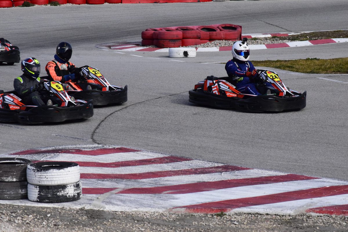 Este fin de semana hubo podios!

P3 En la final Plata para <a href="/Jordiicorts/">Jordi</a> 
P3 en las dos carreras del G2 para <a href="/VLobato94/">Víctor Lob(at)o López</a>