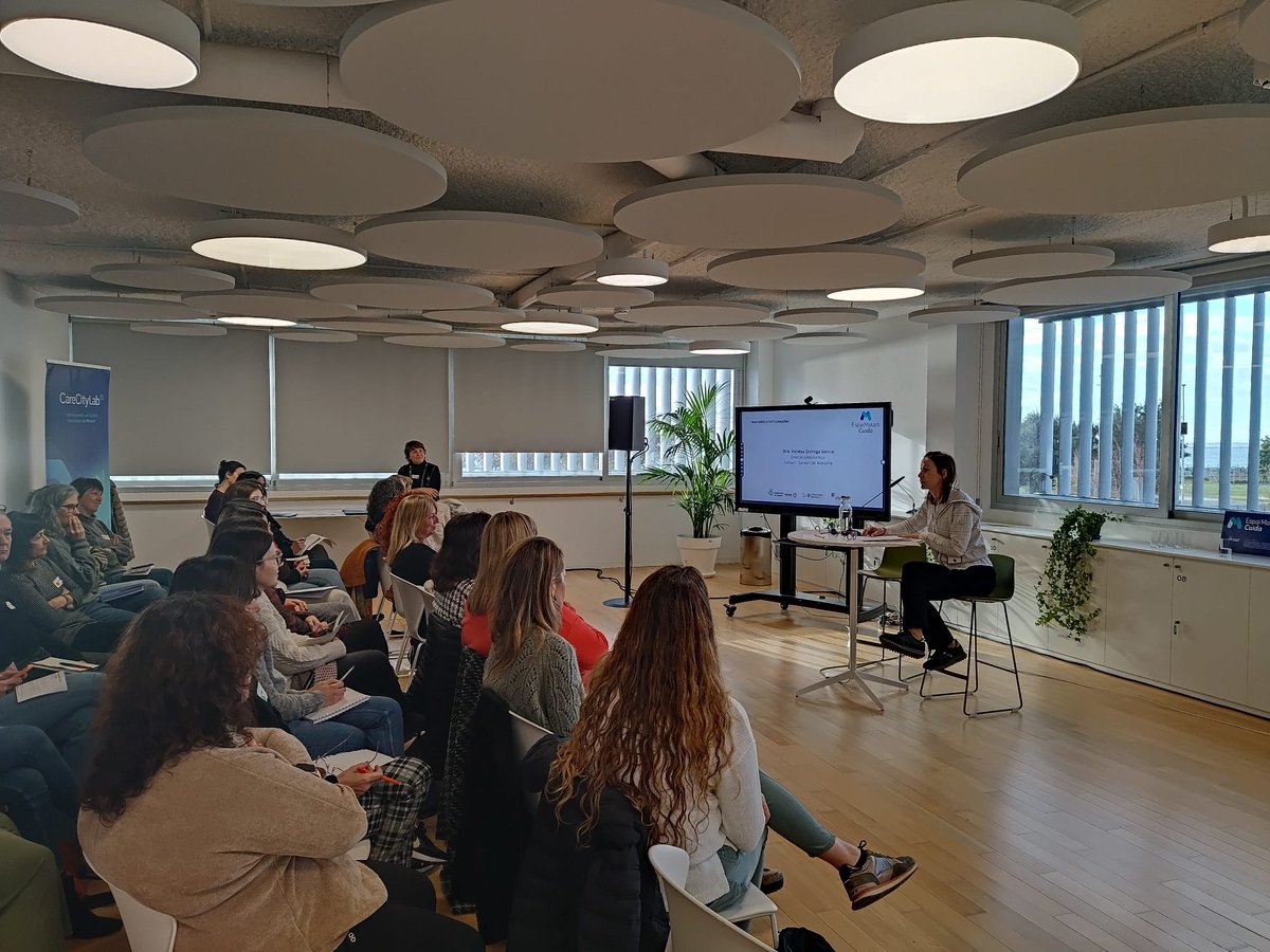 Mataró ciutat cuidadora (@matarocuida) on Twitter photo La regidora <a href="/LauraSeijo7/">Laura Seijo</a> ha donat la benvinguda a la II Jornada per a la Integració Social i Sanitària amb la participació de l’<a href="/icscat/">ICS. Generalitat</a> i el <a href="/CSdMaresme/">Consorci Sanitari del Maresme</a> que se celebra a l’Espai Mataró Cuida aquest matí La regidora <a href="/LauraSeijo7/">Laura Seijo</a> ha donat la benvinguda a la II Jornada per a la Integració Social i Sanitària amb la participació de l’<a href="/icscat/">ICS. Generalitat</a> i el <a href="/CSdMaresme/">Consorci Sanitari del Maresme</a> que se celebra a l’Espai Mataró Cuida aquest matí