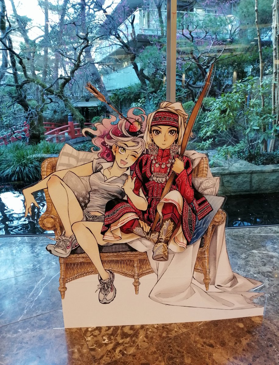 TomodomoEd's tweet photo. 🧵 En este hilo, os llevamos a la exposición de Aki Irie y Kaoru Mori en el Museo Literario de Setagaya (Tokio) 🗼
Dos mangakas con dibujo espectacular y obras con mucha personalidad fuera de lo mainstream.
¡Disfrutemos de sus ilustraciones y descubramos curiosidades sobre ellas! https://t.co/Dsz69lHur2
