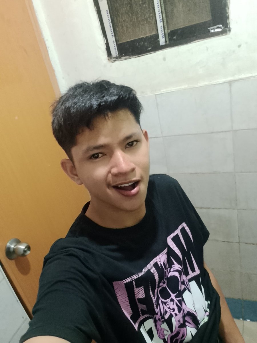 jm_itz_me09's tweet photo. Feb 14 na bukas pero single padin❤️‍🩹!! Paputok nalang hhahaha🍆💦 https://t.co/hMnL9JHot1