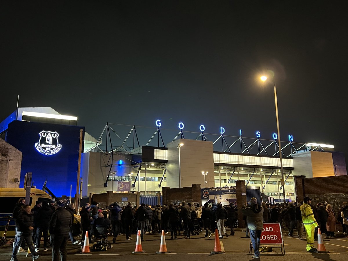 Is_Right's tweet image. So that was my last ever match at Goodison Park and not a bad goal to end it all on 💙