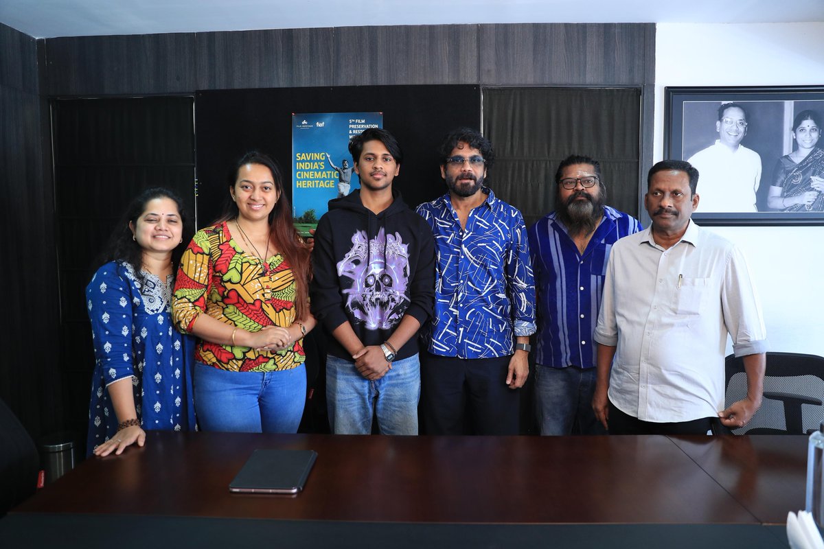 BigtvCinema's tweet photo. బుక్ మై షోలో 'తల' మూవీ టికెట్ ను కొన్న కింగ్ నాగార్జున.. టీమ్ కు ఆల్ ద బెస్ట్ చెప్పిన నాగార్జున
#NagarjunaAkkineni #AmmaRajasekhar #BookMysShow #Thala #ThalaMovie #BIGTVCinema
@iamnagarjuna https://t.co/Jg8p6LJ3MZ