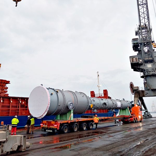 Cosmatos Shipping Services, part of Cosmatos Group and member to the Worldwide Project Consortium (WWPC) for Greece, handled the loading of two pieces of refinery equipment at Thessaloniki Port, Greece with final destination Antwerp, Belgium. buff.ly/4gE7KSz