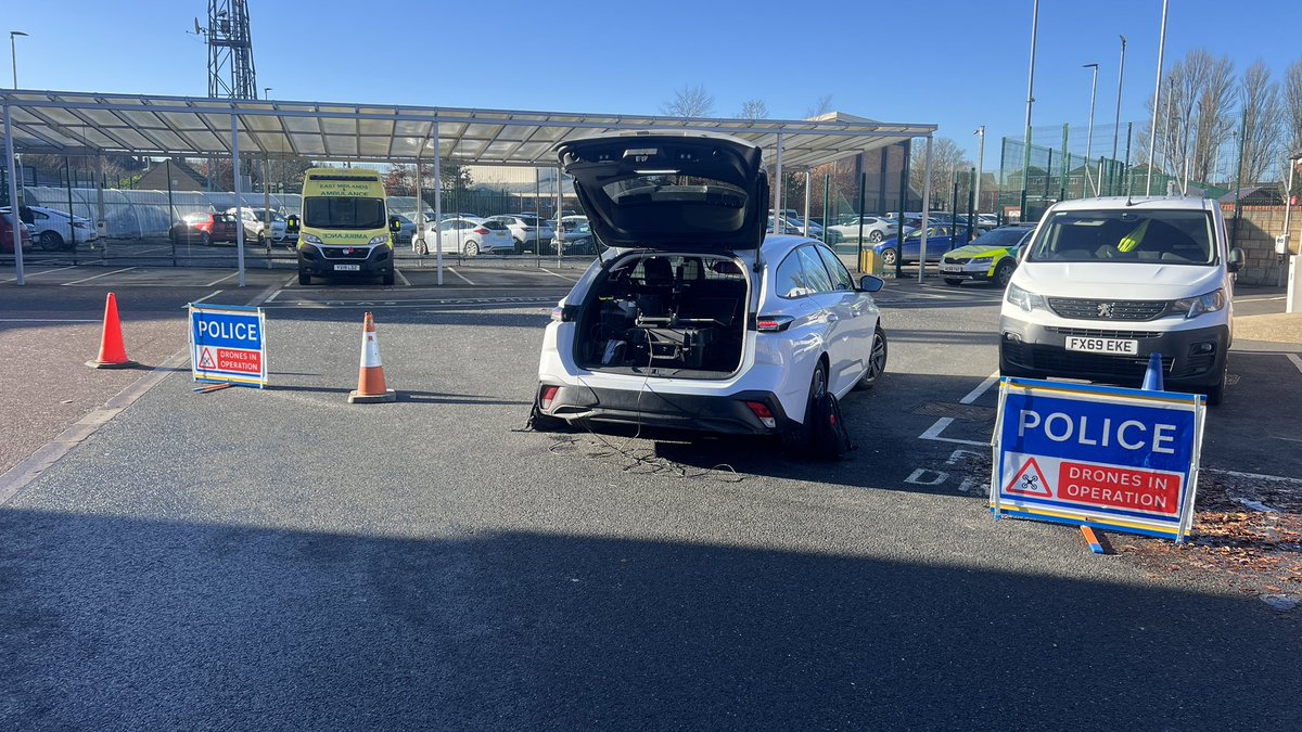 Are <a href="/LincsPolice/">Lincolnshire Police</a> #drones the gift that keeps on giving. ?
In the past 24 hours we have assisted in the arrest of 3 suspects at 2 properties, recovery of a stolen van, a search for a missing person and found a location of interest. +++ more.