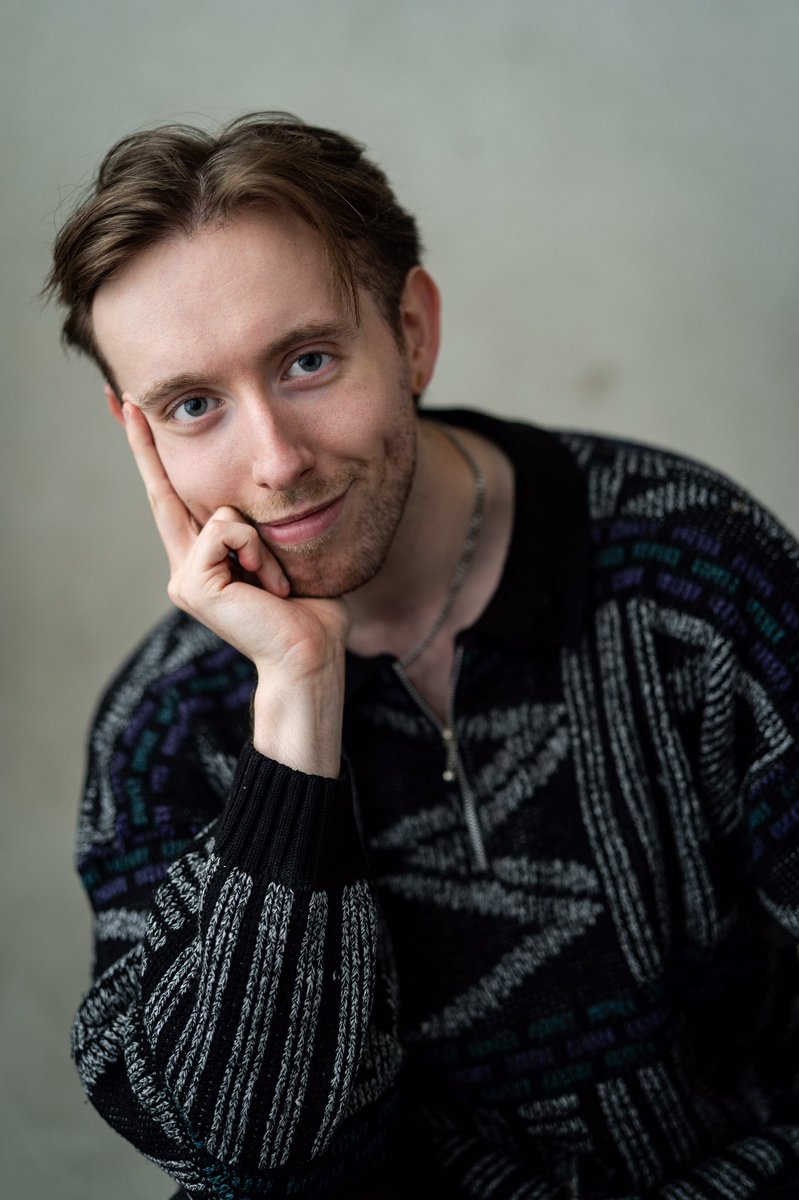 Tom has his first booking of 2025 in the bag and is back in the recording studio today. 🎙 Tom books so much audio work and it’s all either repeat bookings or word of mouth recommendations. Testament to what a talent he is. 🤩