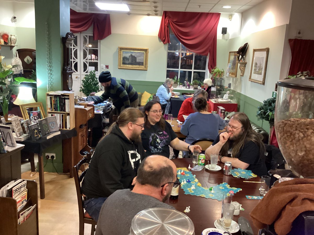 letsxcapetogether tweet media