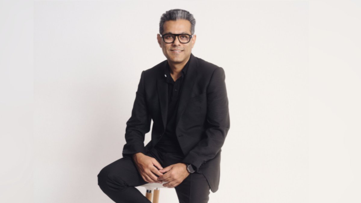 Little Black Book (@lbbonline) on Twitter photo .@fcbgroupindia and South Asia's chief executive officer, Dheeraj Sinha (<a href="/dheeraj_sinha/">Dheeraj Sinha</a>), reflects on a year of high growth and innovation in India. hubs.la/Q036z2c50 .@fcbgroupindia and South Asia's chief executive officer, Dheeraj Sinha (<a href="/dheeraj_sinha/">Dheeraj Sinha</a>), reflects on a year of high growth and innovation in India. hubs.la/Q036z2c50