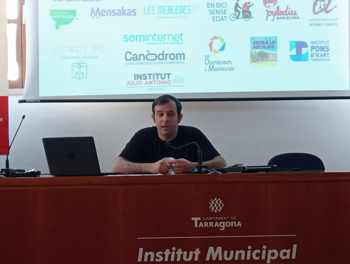 femProcomuns Coop (@femprocomuns) on Twitter photo Avui estem a #Tarragona explicant el final de la primera etapa del projecte #BICxO on mesurem qualitat de l'aire en rutes en bici fent servir xarxa oberat amb IoT. Projecte amb <a href="/escamotcoop/">L'Escamot Cooperativa</a> i <a href="/puntdacces/">Punt d'Accés</a> amb suport <a href="/coopstreball/">Federació de Cooperatives de Treball de Catalunya</a> i <a href="/AgenciaEconAMB/">AgenciaEconomicaAMB</a> Avui estem a #Tarragona explicant el final de la primera etapa del projecte #BICxO on mesurem qualitat de l'aire en rutes en bici fent servir xarxa oberat amb IoT. Projecte amb <a href="/escamotcoop/">L'Escamot Cooperativa</a> i <a href="/puntdacces/">Punt d'Accés</a> amb suport <a href="/coopstreball/">Federació de Cooperatives de Treball de Catalunya</a> i <a href="/AgenciaEconAMB/">AgenciaEconomicaAMB</a>