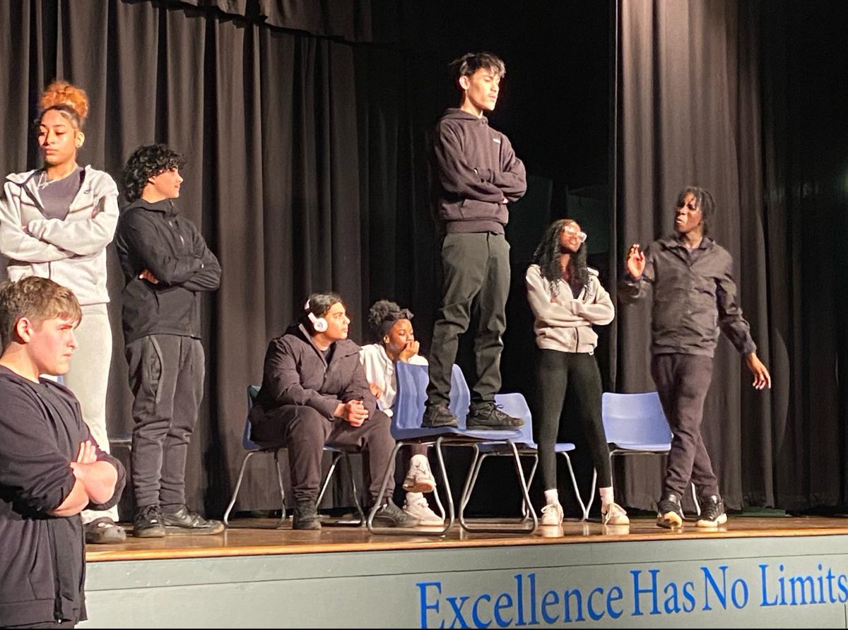 Rudolph Walker CBE (@rudolphwalkerda) on Twitter photo Well done <a href="/Chacecommunity/">Chace Community School</a>
<a href="/RWFoundation_/">Rudolph Walker DA</a> has been working with a group of their students, with support from <a href="/NexusEnfield/">NEXUS Enfield</a> & <a href="/EnfieldCouncil/">Enfield Council</a>, to do special things for our young people! 💪👩🎓👨🎓 #CommunityImpact #YouthEmpowerment #FutureLeaders Well done <a href="/Chacecommunity/">Chace Community School</a>
<a href="/RWFoundation_/">Rudolph Walker DA</a> has been working with a group of their students, with support from <a href="/NexusEnfield/">NEXUS Enfield</a> & <a href="/EnfieldCouncil/">Enfield Council</a>, to do special things for our young people! 💪👩🎓👨🎓 #CommunityImpact #YouthEmpowerment #FutureLeaders