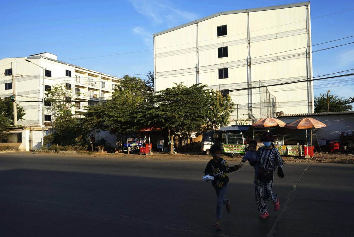 CyberScamMonitor (@cyberscamwatch) on Twitter photo CAMBODIA: Trump’s freeze on foreign aid deals blow to organizations fighting human trafficking & forced labor in Cambodia, where tens of thousands of people are held captive and forced to work in call centers running telephone scams, writes <a href="/huizhong_wu/">Huizhong Wu</a> 1/3 CAMBODIA: Trump’s freeze on foreign aid deals blow to organizations fighting human trafficking & forced labor in Cambodia, where tens of thousands of people are held captive and forced to work in call centers running telephone scams, writes <a href="/huizhong_wu/">Huizhong Wu</a> 1/3
