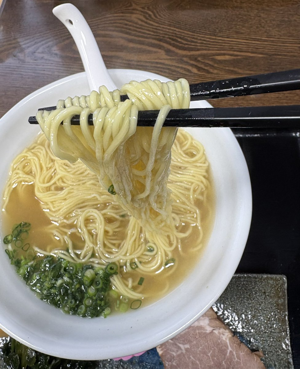 ・お酢屋 食事処GOEMON八🍜

【知床鶏醤油ラーメン】