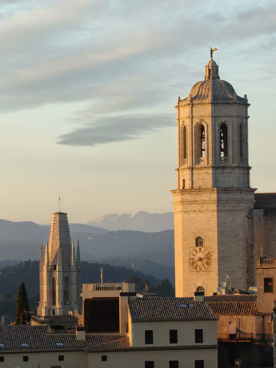 Rafaëlle ♈ tweet media