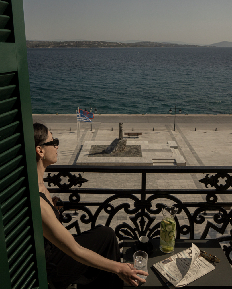 Poseidonion's tweet photo. Missing those peaceful moments, sipping a refreshing drink on the balcony, bathed in golden sunlight, while gazing at the serene blue.

#Poseidonion #Spetses #hotel #hospitality #historichotel #greece https://t.co/5pReeWoHus