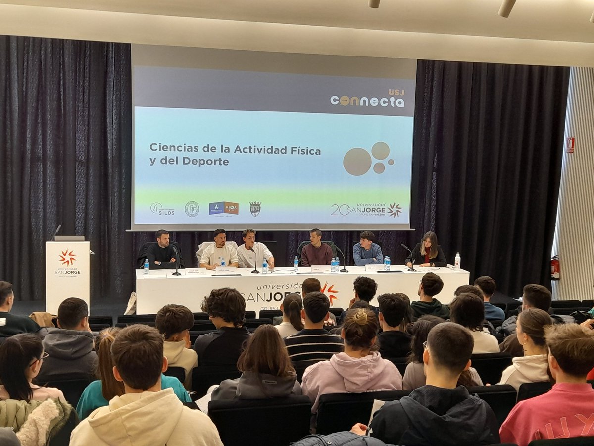 Superación, adaptación, ganas, confianza, personas,...de eso y mucho más se está hablando en la mesa redonda de <a href="/ccafdusj/">CCAFD USJ</a> 
¡Gracias a <a href="/SilosColegio/">Colegio Silos</a> , <a href="/UteboFC/">Utebo Futbol Club Oficial</a>   , Vivagym y Ritō Fit House! 🤗
#USJConnecta
<a href="/_usj_/">Universidad San Jorge</a>