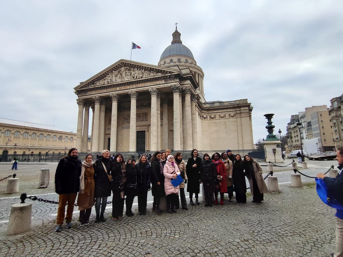 UNED DÉNIA tweet media