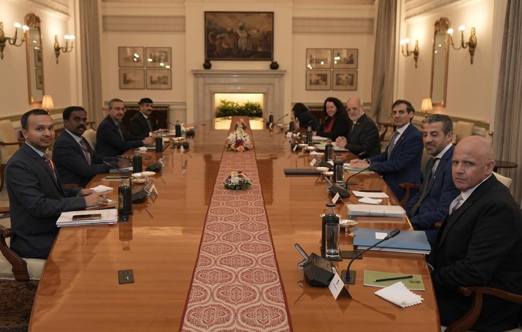 MEAIndia's tweet photo. Partnership for impact 🇮🇳 🇨🇭 

India-Switzerland Foreign Office Consultations co-chaired by Secy West @Tanmaya_Lal & State Secy @SwissMFAStatSec .

Collaboration in Innovation, Technology, Sustainability, Digitization, Mobility, and more.

India-EFTA TEPA to drive trade & investment.
