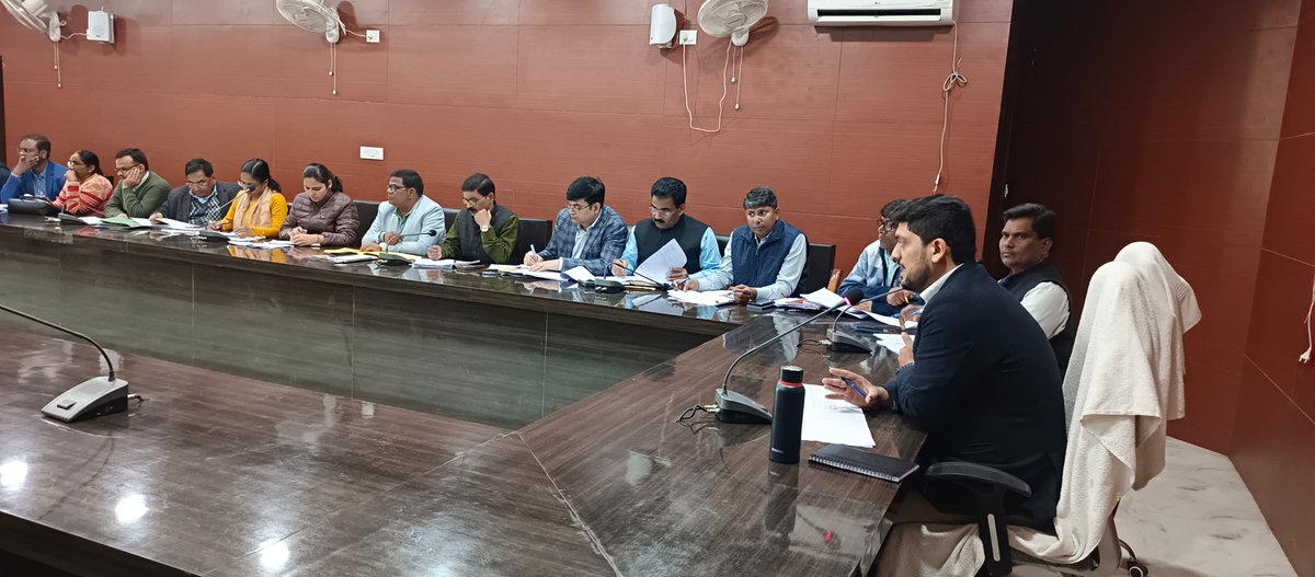 CDO Maharajganj (@cdomaharajganj) on Twitter photo राष्ट्रीय ग्रामीण आजीविका मिशन योजनान्तर्गत आर0एफ0, सी0आई0एफ0, समूह गठन, ड्राई राशन, टी0एच0आर0 प्लांट की समीक्षा किया गया। माह फरवरी तक लक्ष्य के सापेक्ष शत-प्रतिशत पूर्ति करने का निर्देश दिया गया।
<a href="/DmMaharajganj/">DM Maharajganj</a>
<a href="/UpRuralDev/">U.P. Rural Development Dep</a>
<a href="/UPGovt/">Government of UP</a>
<a href="/CMOfficeUP/">CM Office, GoUP</a> राष्ट्रीय ग्रामीण आजीविका मिशन योजनान्तर्गत आर0एफ0, सी0आई0एफ0, समूह गठन, ड्राई राशन, टी0एच0आर0 प्लांट की समीक्षा किया गया। माह फरवरी तक लक्ष्य के सापेक्ष शत-प्रतिशत पूर्ति करने का निर्देश दिया गया।
<a href="/DmMaharajganj/">DM Maharajganj</a>
<a href="/UpRuralDev/">U.P. Rural Development Dep</a>
<a href="/UPGovt/">Government of UP</a>
<a href="/CMOfficeUP/">CM Office, GoUP</a>