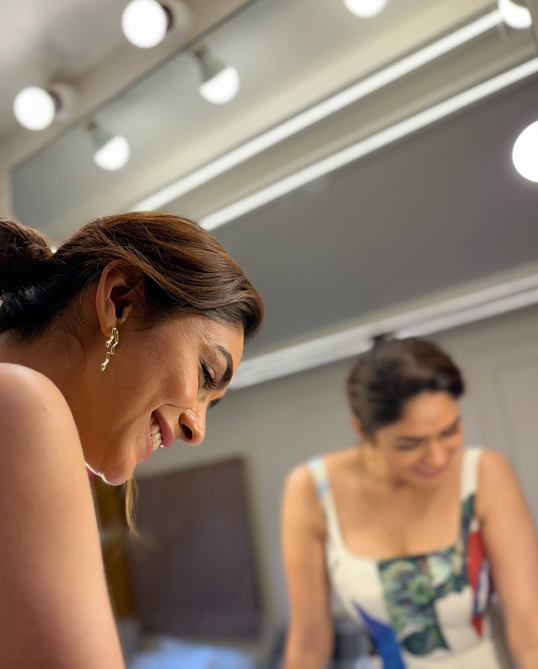 GjqoKWUXMAAB3AO?format=jpg&name=large