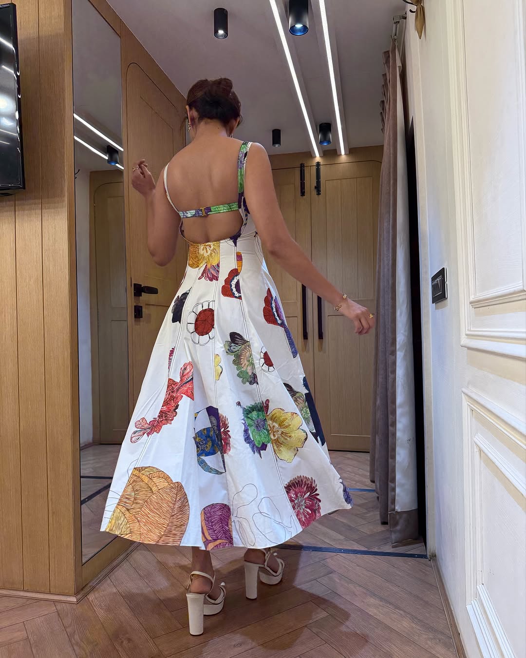 GjqoKt5XAAAf39d?format=jpg&name=large