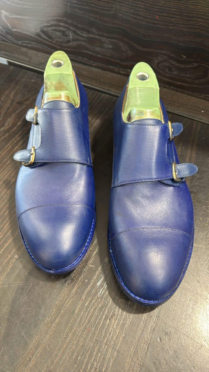 gianbespoke's tweet image. #artigianoitaliano  #sutor #madeinbasilicata #bespoke #calzolaio #lucani