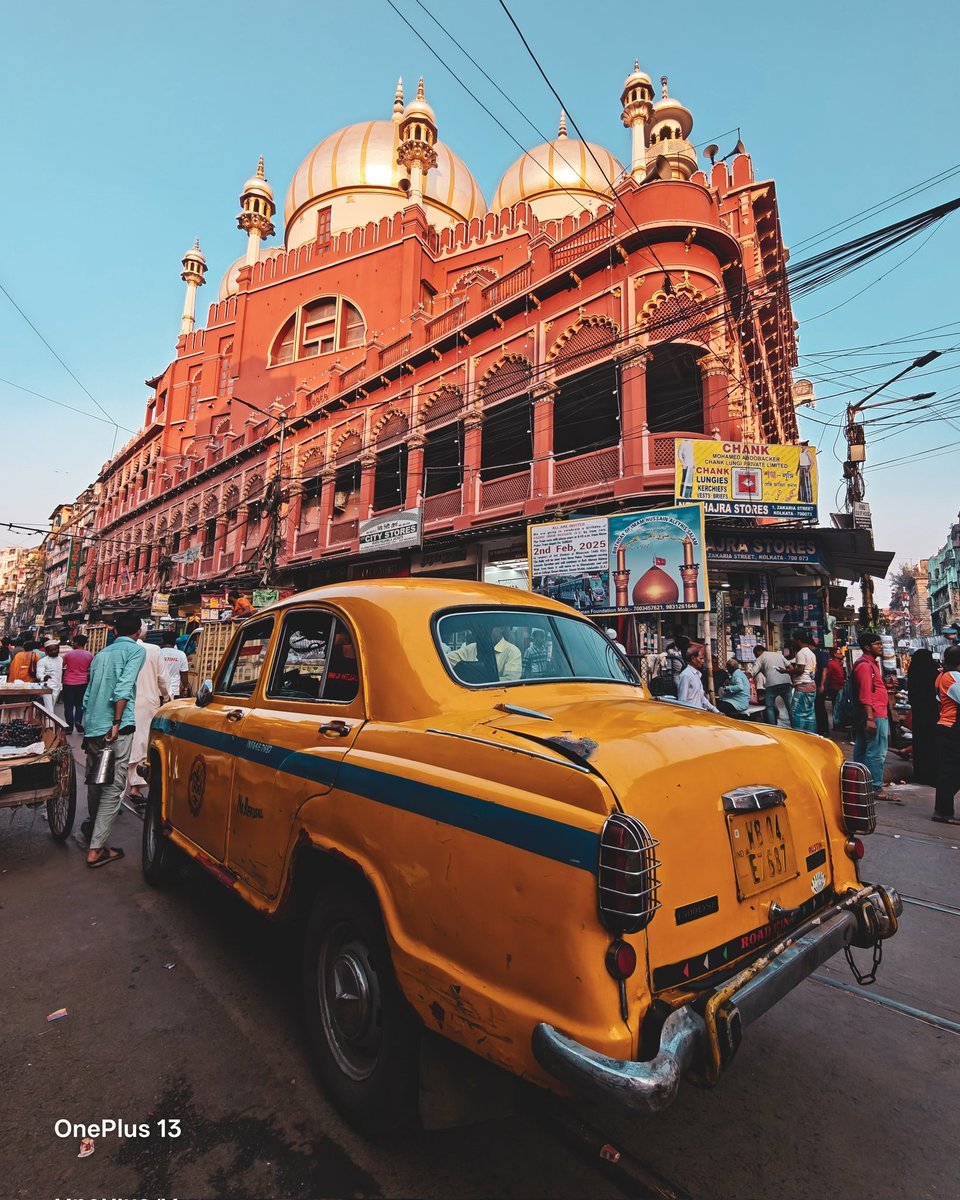 RohitSharma1785's tweet photo. Kolkata's iconic Nakhoda Musjid: a stunning symbol of the city's rich cultural heritage โจ
Shot on OnePlus 13
Shot on Snapdragon
@oneplus
@OnePlus_IN
@Snapdragon_IN
@Snapdragon
#OnePlus13
#OnePlus13Series
#oneplusphotography
#ShotonOnePlus
#ShotonSnapdragon
#masjid https://t.co/Ut2XfWRPiG